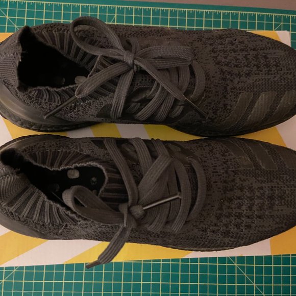 Size 8 - Ultra Boost Uncaged Triple Black 2.0 - Picture 4 of 5